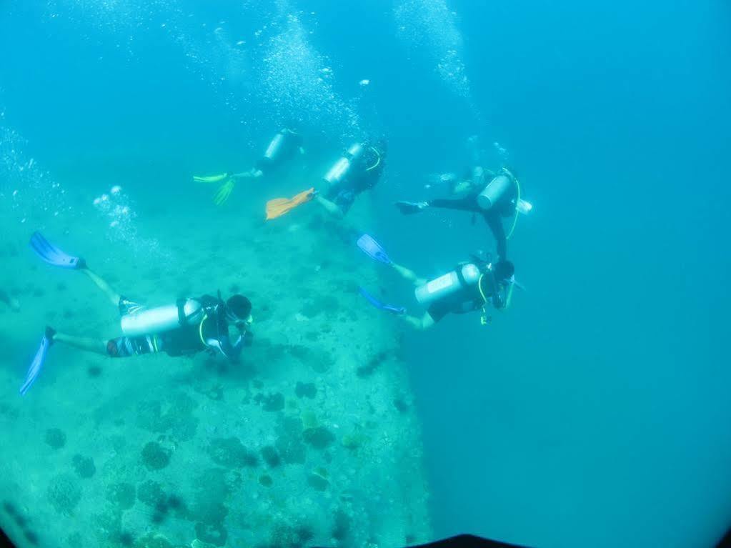 Ombak Dive Resort Pulau Perhentian Kecil Dış mekan fotoğraf